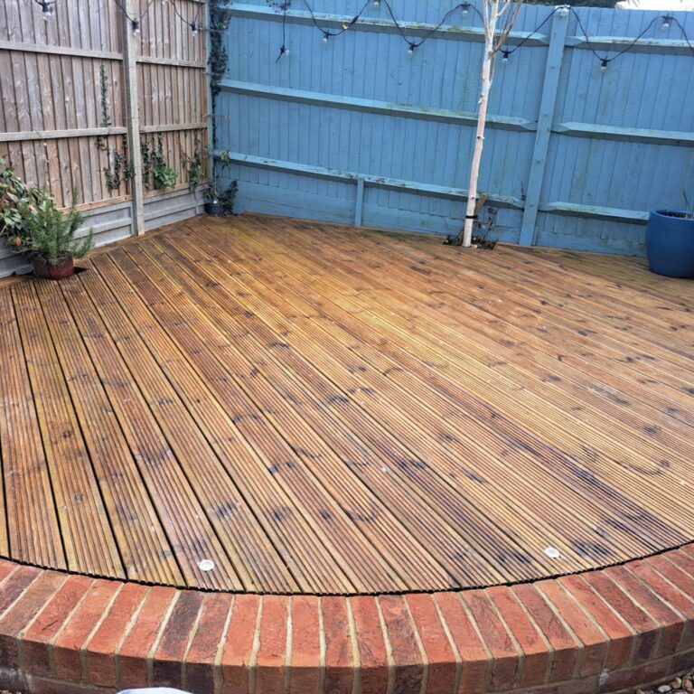 Exterior Cleaning & Driveway Restoration