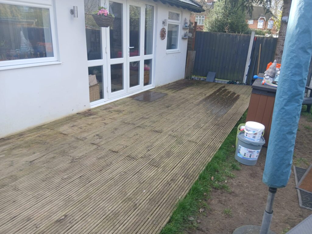 Exterior Cleaning & Driveway Restoration