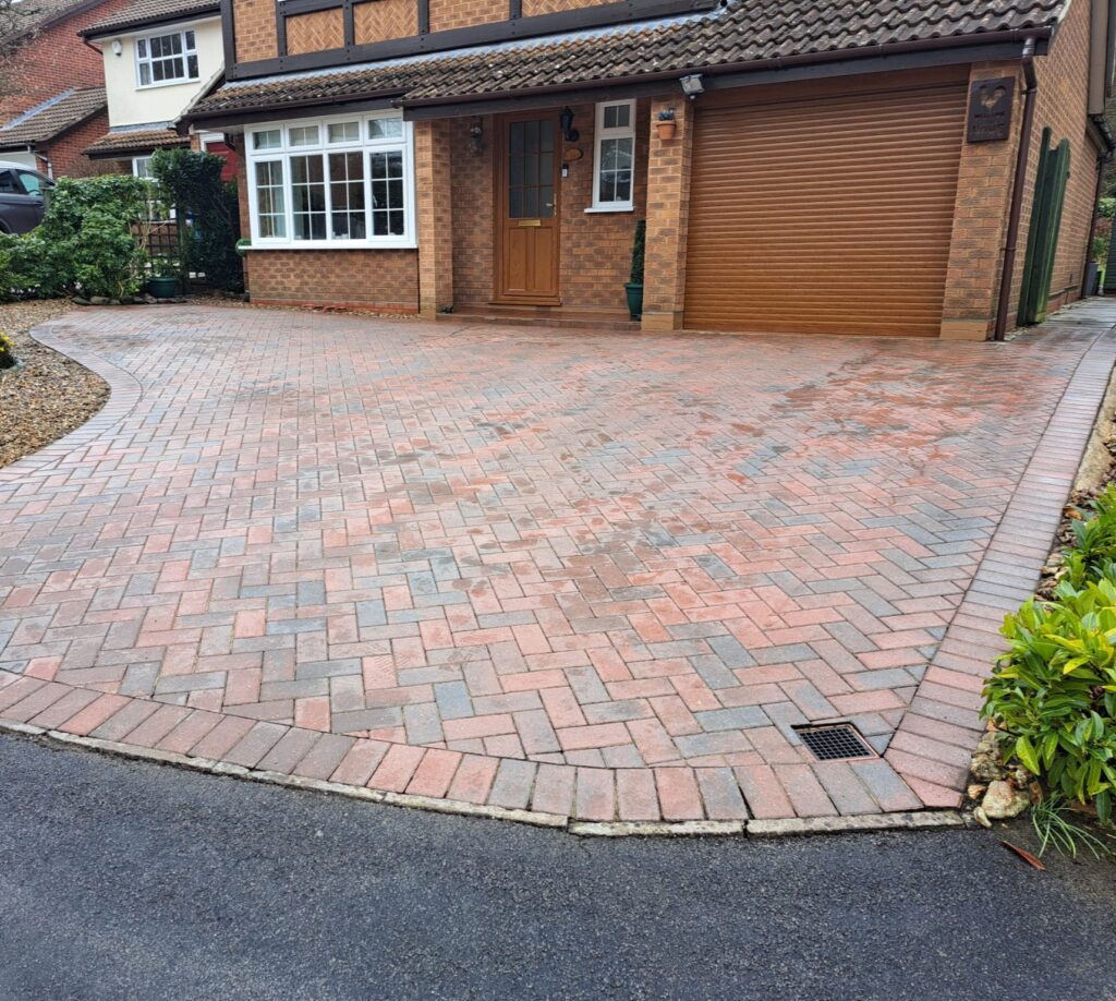 Exterior Cleaning & Driveway Restoration